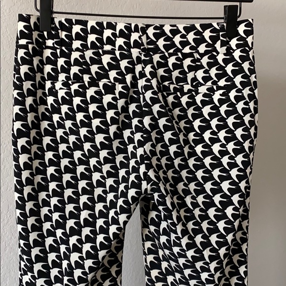 Black and White bird print Trousers - Picture 3 of 3